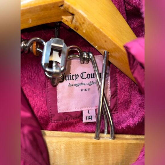 Juicy Couture Girls Faux Fur Lined Puffer Jacket W/ Matching Fur Purse sz 14 NWT - Picture 5 of 9